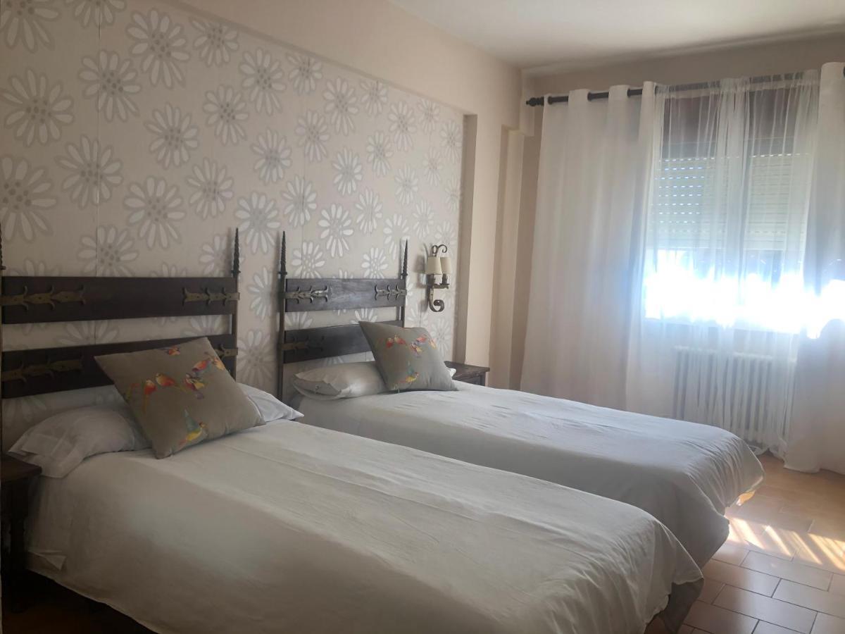 Hotel Barbacedo Михарес Экстерьер фото
